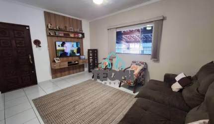 Casa com 3 dormitórios à venda, 110 m² por R$ 560.000,00 - Jardim Maria Augusta - Taubaté/SP