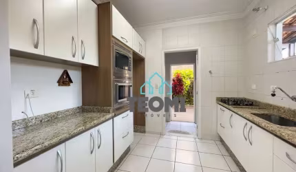 Sobrado com 3 dormitórios à venda, 140 m² por R$ 550.000,00 - Condomínio Residencial Jardins - Taubaté/SP