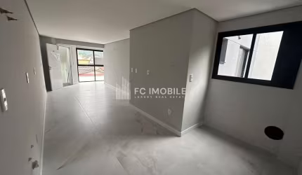 Apartamento com 2 quartos sendo 1 suítes, à venda no bairro das Nações em Balneário Camboriú