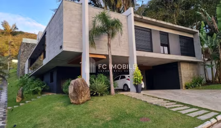 Casa de alto padrão com 4 suítes, à venda no condomínio Bella Vista Residence Club em Balneário Camboriú