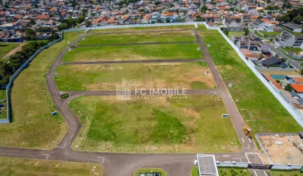 Terreno em condomínio fechado com 384,62 m²  à venda no Xaxim - Curitiba/PR