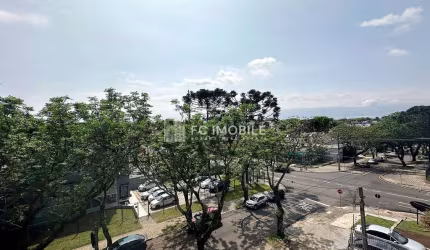 Apartamento mobiliado e com 3 dormitórios sendo uma 1 suíte,  à venda no Água Verde - Curitiba/PR