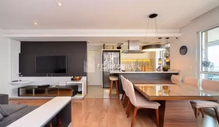 Apartamento semimobiliado, com 3 suítes,  à venda no Vila Izabel - Curitiba/PR