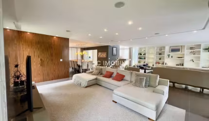 Casa com 873 m²  privativos, 5 suítes,  à venda no condomínio Porto Riviera Exclusive, em Itajaí/SC