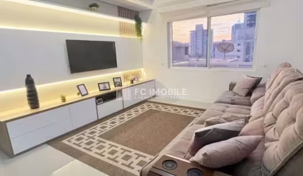 Apartamento com 131 m² privativos, 3 suítes, à venda no Edifício Vila Malbec em Balneário Camboriú