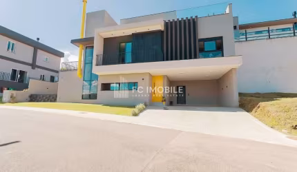 Casa Nova!! Com 3 quartos à venda, 291m² - Vista Deslumbrante