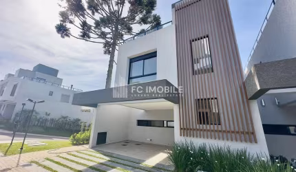 Casa em condomínio com 3 quartos, sendo 1 suíte, à venda em Santa Felicidade - Curitiba/PR
