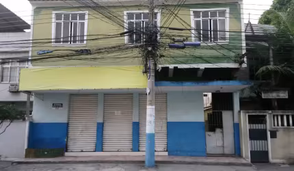 Área de 1000m² (1 Loja + 1 Apartamento + 3 Kitnetes)