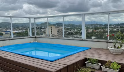 Cobertura de Alto Padrão em Nova Iguaçu, com Piscina Privativa e do Condomínio