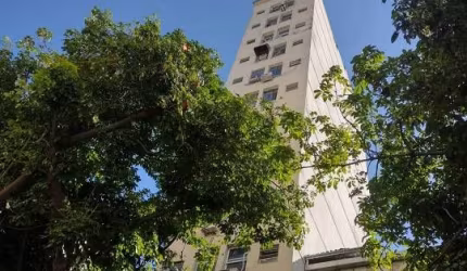 Sala comercial com 4 salas para alugar no Centro