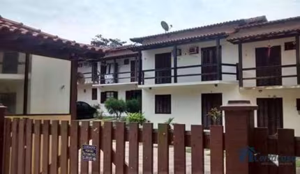 Casa com 2 dormitórios à venda, 94 m² por R$ 270.000,00 - Balneário São Pedro - São Pedro da Aldeia/RJ