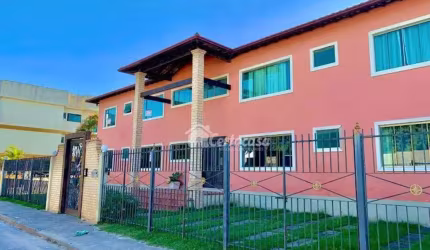 Apartamento com 3 dormitórios à venda, 68 m² por R$ 330.000,00 - Estação - São Pedro da Aldeia/RJ