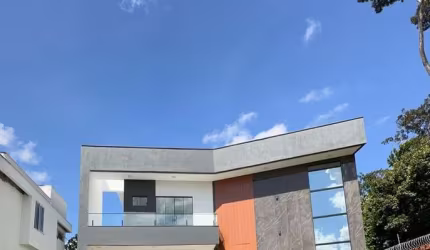 Vendo Casa em Condomínio 4 suítes com closet
