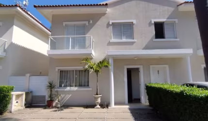 Interlagos casa com 4 dorms e 3 vagas em condomínio fechado