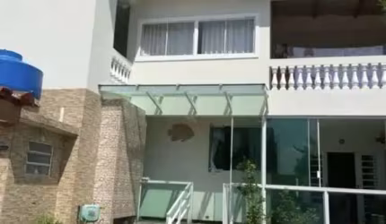 Sobrado maravilhosa mobiliada, alto padrão 5quartos 3 suítes 4vagas 350m2