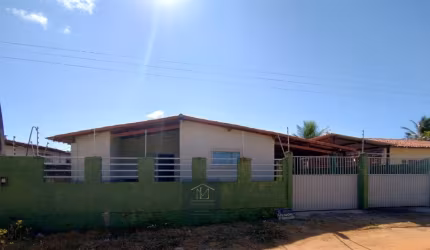 Casa para venda com 3 quartos, sendo 01 suite em Barra de Tabatinga  - Nísia Floresta - RN