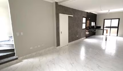 Sobrado Novo com 2 suítes em Atibaia SP