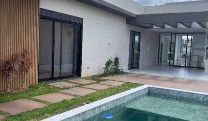 Casa Térrea em Condomínio Fechado em Atibaia SP
