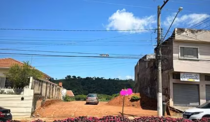 Terreno comercial de 432,00 m2 de área em localização privilegiada em Atibaia!