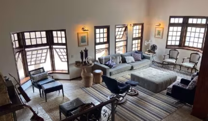 Casa com 4 suítes à venda em condomínio de alto padrão
