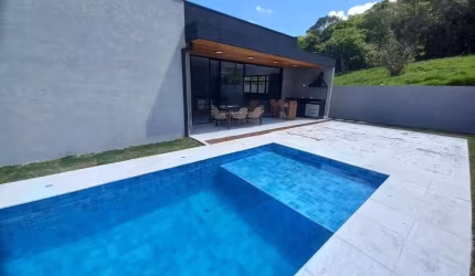 Casa térrea com 4 suítes à venda, 730m² de terreno por R$ 4.300.000 - Itaporã - Atibaia/SP
