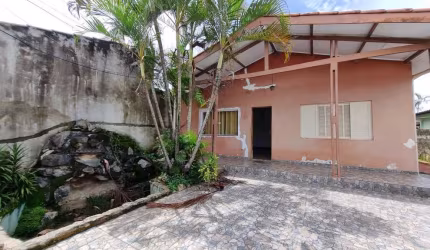 CASA TÉRREA PERTINHO DA AVENIDA PRINCIPAL DO ALVINÓPOLIS
