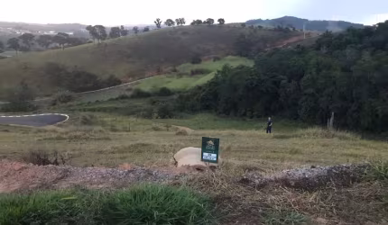 ÓTIMO TERRENO EM CONDOMÍNIO NA CIDADE DE BOM JESUS DOS PERDÕES