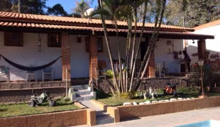chacara interior, chacara em atibaia, chacara com casa de caseiro, chácara 2.500 m