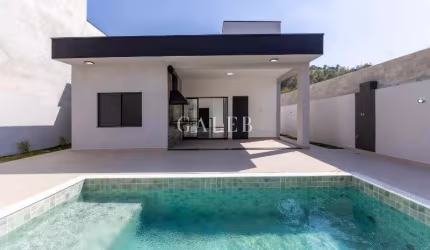 Casa com 3 quartos, piscina e espaço gourmet no Loteamento Serras de Atibaia 2 - Atibaia/SP