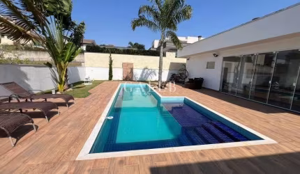 CASA TÉRREA. PORTEIRA FECHADA COM 3 SUÍTES E PISCINA NO CONDOMÍNIO FIGUEIRA GARDEN!!