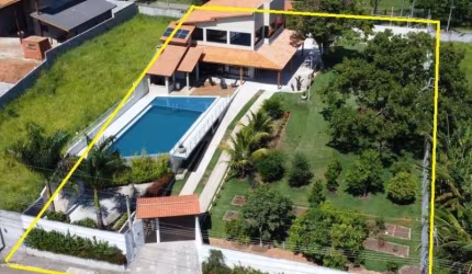 CHÁCARA ESPETACULAR 5 SUÍTES TÉRREO DE FRENTE PARA PEDRA GRANDE EXCELENTE LOCALIZAÇÃO