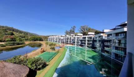 APARTAMENTO EM CONDOMÍNIO CLUBE VISTA PARA PEDRA GRANDE