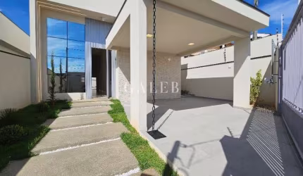 Casa térrea à venda com 3 suites, piscina, 200m² de área construída