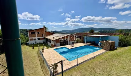 Chácara à venda em condomínio, com 4 quartos, 1.665m² de terreno