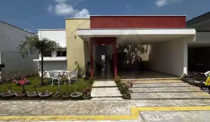 Casa de Condomínio com 3 quartos à venda, 180 no bairro Parque das Nações
