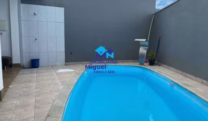 BAIRRO NOVO - COND. AMARILIS - CASA COM PISCINA