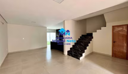 Sobrado próximo ao Shopping - Cond. Parintins - Rio Madeira