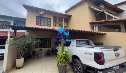 Sobrado mobiliado à Venda com ótima localização no Residencial Solar Geneve - Bairro Liberdade
