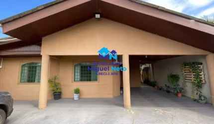 CASA TÉRREA COM 03 QUARTOS E EXCELENTE LOCALIZAÇÃO - BAIRRO LIBERDADE
