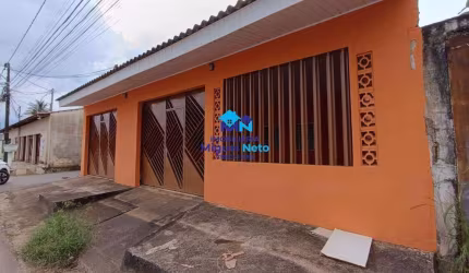 Casa com localização privilegiada próximo as Av. Calama e Av. Guaporé.