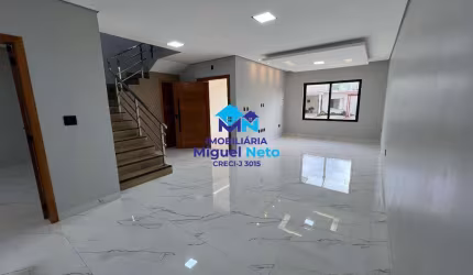 SOBRADO DE ALTO PADRÃO – CONDOMÍNIO RESIDENCIAL PARINTINS
