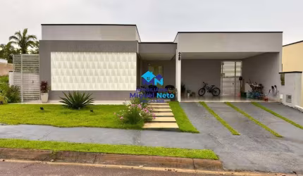 Oportunidade casa com 3 suítes - Cond Bosque do Madeira