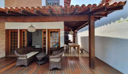 Casa a venda Vila Oliveira, 3 dormitórios com piscina