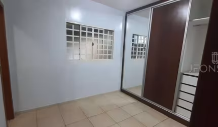 Casa a Venda com Aluguel - Res. Brisas da Mata