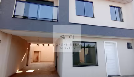 Sobrado em Condomínio Bairro Tarumã 123m2