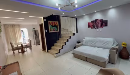Vendo linda casa em Ipitanga