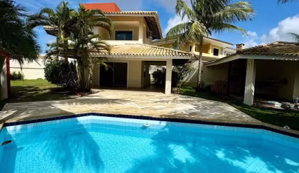 Oportunidade, casa em área nobre com acesso a praia - Vilas do Atlântico