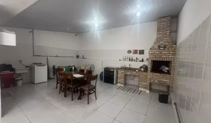 Jardim Satélite, Sobrado de 3 dormitórios (1 suíte e closet) imperdível