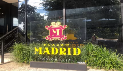 PLAZA DE MADRI- Edifício