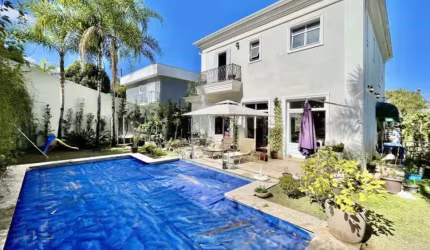 Casa em condomínio fechado com 4 quartos à venda na Estrada Carlos Antônio Pereira de Castro, 2800, Pitas, Cotia por R$ 1.800.000